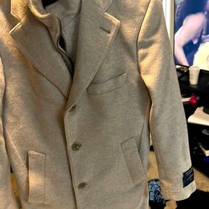 Awesom jacket used for event once then put away no longer fits my loss